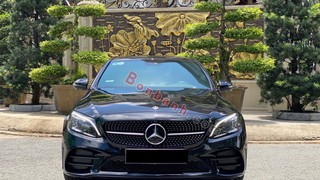 Chính chủ cần bán xe Mercedes Benz C300 SX Cuối 2018 Model 2019 Full Option 