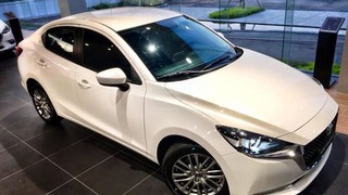 New Mazda 2 sẵn xe giao ngay, đủ màu, tặng hàng loạt phụ kiện cao cấp. 