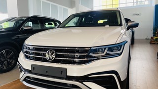 Xe mới nhập khẩu Volksagen Tiguan 2022 facelift 