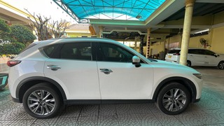 Chính chủ cần bán Mazda Cx5 2.5G AT Aw Signature Premium 11/2020 