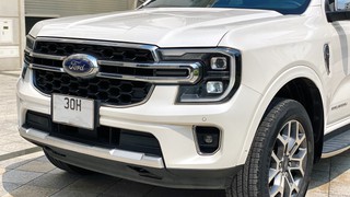 Cần bán ngay gầm cao 7 chỗ FORD EVEREST 4x4 Bản TITANIUM 2022. 