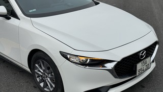Mazda 3 Deluxe sx2022 odo 3v một chủ từ mới. 