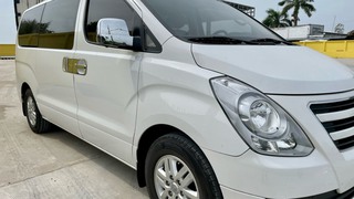 Chính chủ bán xe Hyundai starex 9 chỗ,máy dầu,số sàn 