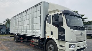 Xe tải Faw 6T8 thùng Pallet 3 cửa hông thùng dài 9m7 