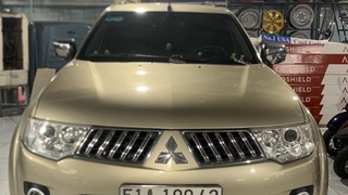 Bán xe Mitsubishi Pajero Sport D 4x2 AT   2011, vô nhiều đồ chơi, giá 420tr. 