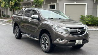 BÁN XE Mazda BT50 số tự động 1 cầu  Sản xuất 2017. Máy dầu 2.2 