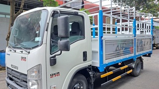 Cần bán xe tải Isuzu QKR270 thùng bạt 