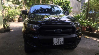 Ford Ranger màu đen, 2016, XL, số sàn, 2 cầu 