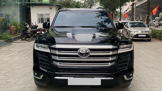 Bán Land Cruiser LC300 sản xuất 2022, lăn bánh cực ít, xe cực mới. 