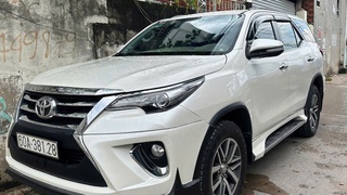 Chính chủ bán xe TOYOTA FORTUNER sản xuất năm 2017 