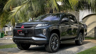 Bán Xe Mitsubishi Triton Premium 4x4 2 Cầu Sản Xuất Năm 2020 