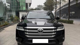 Bán Toyota Land Cruiser LC300 sản xuất 2022. 