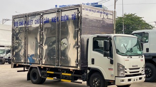 Isuzu NPR400 Thùng Pallet Full Chiều Cao 