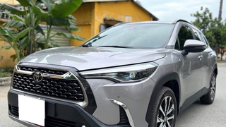 Bán xe Toyota Corolla Cross 1.8V 2022, màu xám. 