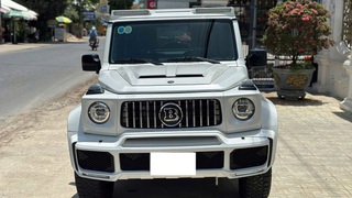 Bán xe Suzuki Jimny 2024 1.5L 4x4 AT màu trắng. 