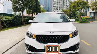 Bán xe Kia Sedona 2.2 DATH 2016, màu trắng. 