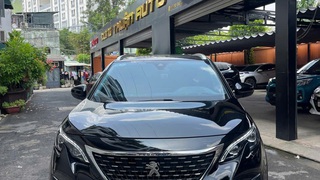 Bán xe Peugeot 5008 Allure 1.6 AT 2020, màu đen. 