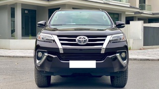 Bán xe Toyota Fortuner 2.7V 4x2 AT 2020, màu nâu. 