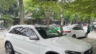 Mercedes Benz GLC Class 2019   48000 km 