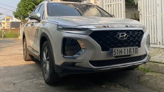Hyundai Santa Fe 2019 2.2L AT 2WD   10000 km  900 triệu v 