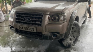 Ford Everest 2008 2.5L 4x2 AT   900000 km  325 triệu 