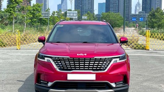 Bán xe Kia Carnival 2.2D Signature 2023, màu đỏ. 