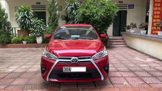 Gia đình cần bán chiếc xe ô tô Toyota Yarit 1.3 G sx 2015 màu đỏ 