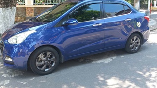 Cần bán Hyundai i10 1.2 AT bản full sedan   Đời xe 2017 
