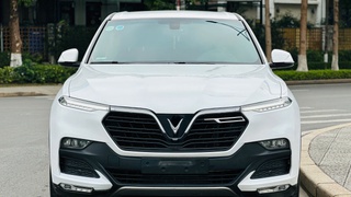 Vinfast Lux SA Premium 2022 Trắng 