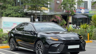 Hàng khủng Camry 2.0Q Model 2025, Dán PPF 77 tr thân vỏ, nội thất, đèn, Film Xpel 15...