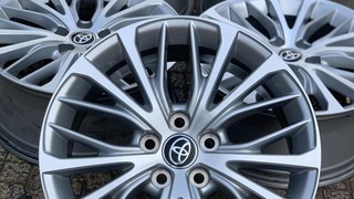 Mâm, Lazang Toyota Camrry 18INCH 2.5Q màu trắng hàng chính hãng 