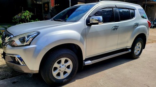 Cần bán  ISUZU MU X 2021   giá chỉ 655 triệu   có thương lượng...