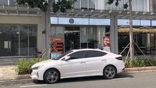 Cần bán Hyundai Elantra Sport 1.6 Turbo   sản xuất 2022 