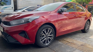 Kia K3 2023 Luxury 1.6 AT   28000 km  530 triệu 