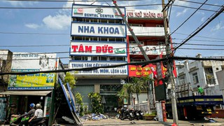 Dịch vụ cho thuê xe cẩu lắp bảng quảng cáo 