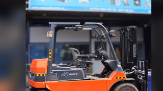 Dịch Vụ Cho Thuê Xe Nâng 3,5 Tấn Tại TP.HCM   Giá Tốt, Uy Tín 2025 