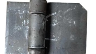 Bản lề thùng ô tô tải phụ kiện chắc chắn, bền bỉ cho mọi loại xe 