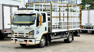 Bán xe tải Isuzu QKR270 Thùng chở gia cầm 120 lồng 