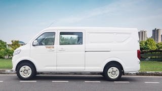 THACO TOWNER VAN   Giải pháp vận chuyển 24/7   Mr Tú : 0869580530 