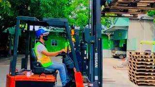 Dạy lái xe nâng xe cuốc xe ô tô tại Bình Dương Đồng Nai TPHCM 