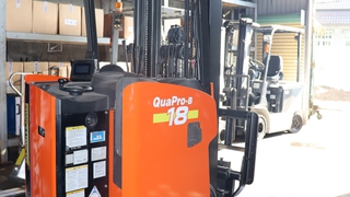 4 TIÊU CHÍ Vàng lựa chọn xe nâng kẹp giấy 