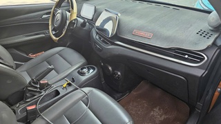 Cần bán VinFast VF5   SUV điện 