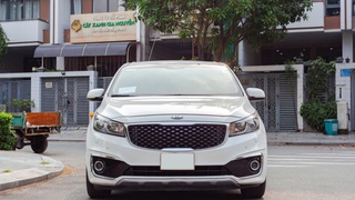 Sedona sản xuất 2016, màu trắng sang trọng đang tìm chủ nhân mới. 