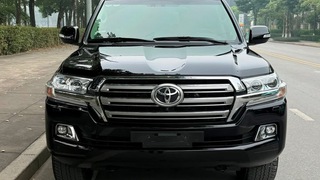 Bán Toyota Land Cruiser 4.6 V8 sản xuất 2020, lên 4 ghế MBS siêu VIP. 