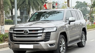 Toyota LC300 2023 đi 1,2 vạn Km Lên ful Bodikis 