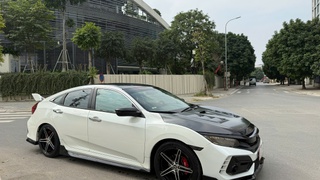 Mình cần bán xe civic Bản 1.5 tubor sx 2017 Chạy 11 vạn full lịch sử hãng. 