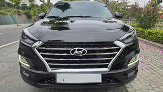 HUYNDAI tucson 2.0D máy Dầu  sản xuất 2021 ODO 9 VẠN KM   ZIN 