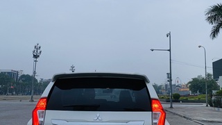 Chính chủ cần bán Mitsubishi Pajero Sport nhập khẩu nguyên chiếc Thái Lan 