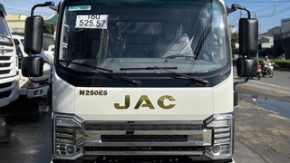 Công ty bán xe tải Jac N250E5 thùng bạt 4m2 giao ngay 