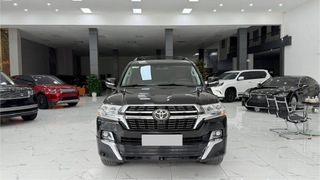 Bán Toyota Land Cruiser 4.6 V8 sản xuất 2020. Xe cực đẹp. 